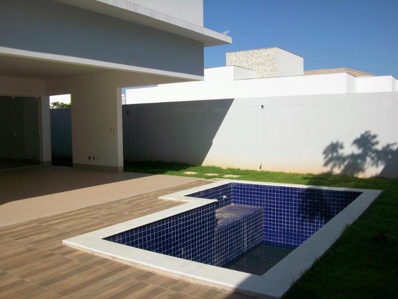 Casa de Condomínio à venda com 4 quartos, 319m² - Foto 5