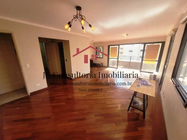 Apartamento à venda com 3 quartos, 136m² - Foto 1