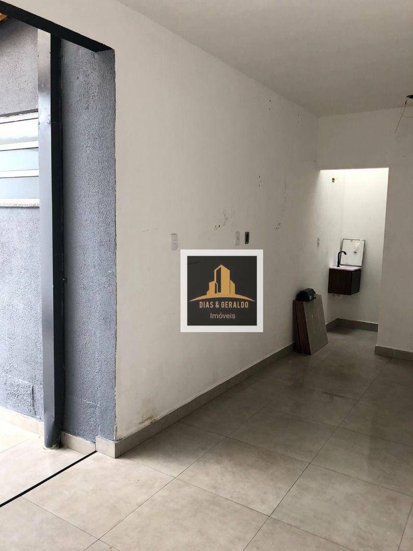 Casa à venda com 2 quartos, 168m² - Foto 17