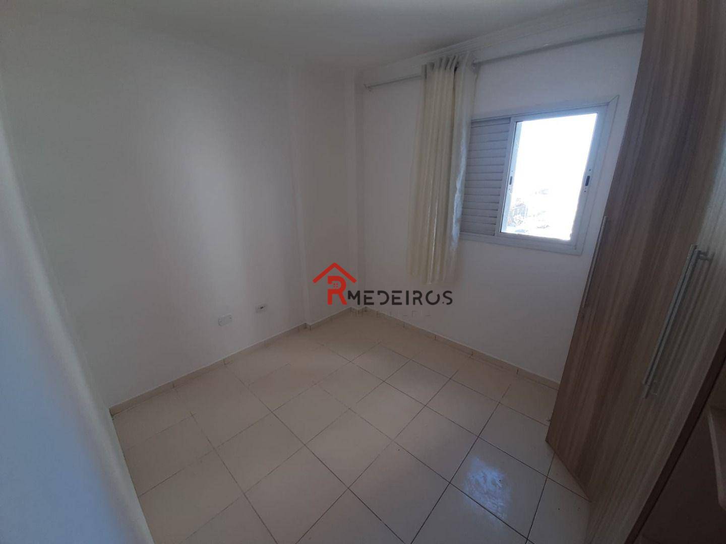 Apartamento à venda com 1 quarto, 48m² - Foto 11