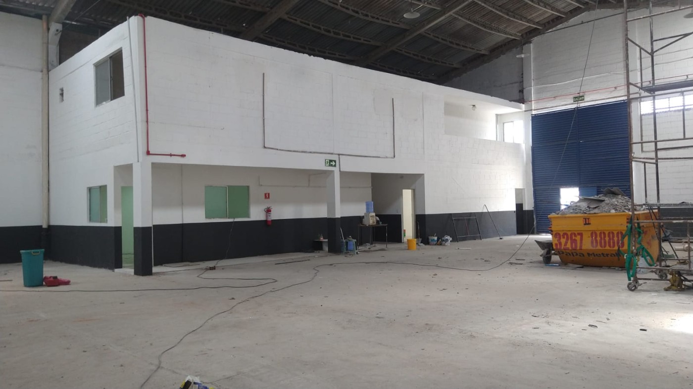 Depósito-Galpão-Armazém para alugar com 1 quarto, 700m² - Foto 9