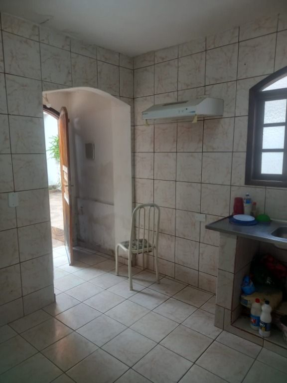 Casa à venda com 2 quartos, 300m² - Foto 29