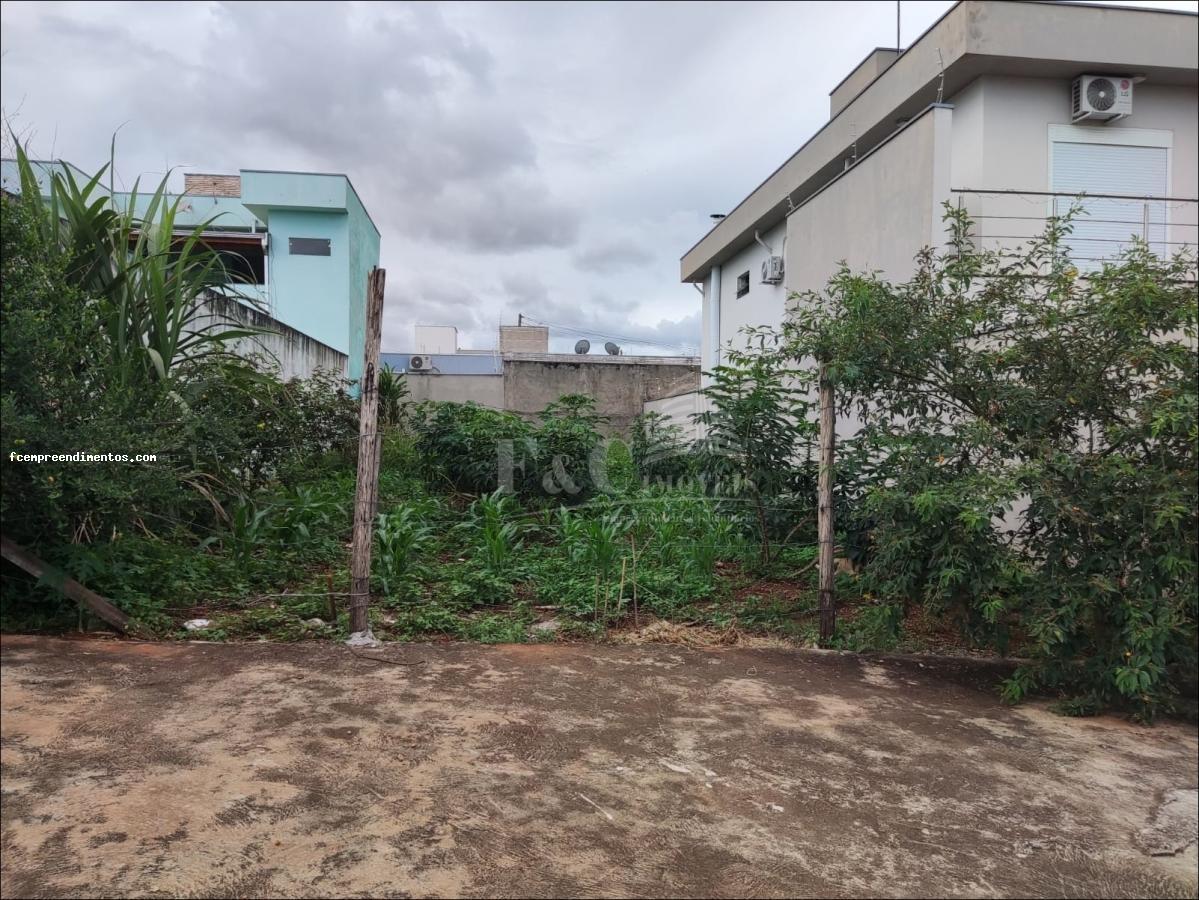 Terreno à venda, 220m² - Foto 1