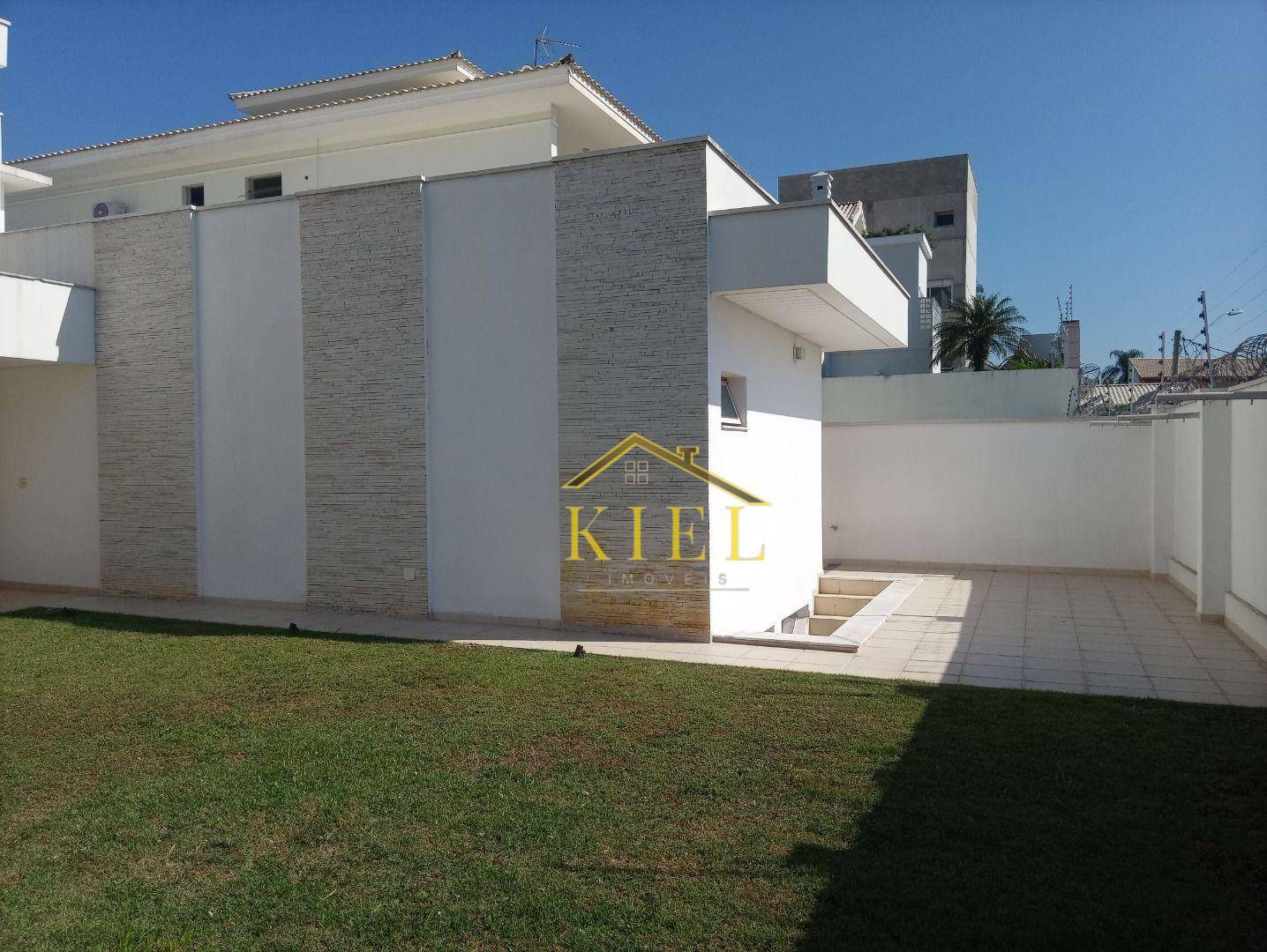 Casa de Condomínio à venda e aluguel com 6 quartos, 380m² - Foto 31