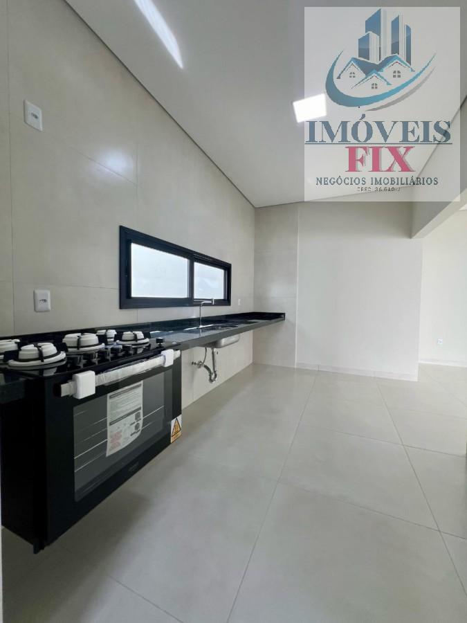 Casa à venda com 3 quartos, 324m² - Foto 6