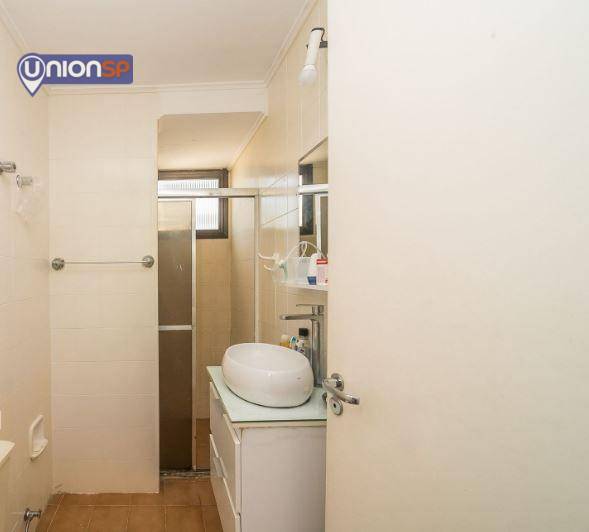 Apartamento à venda com 5 quartos, 238m² - Foto 17