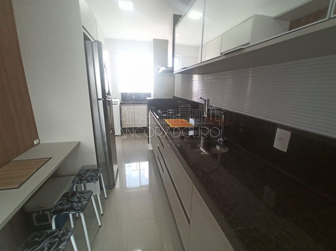 Apartamento à venda com 3 quartos, 122m² - Foto 18