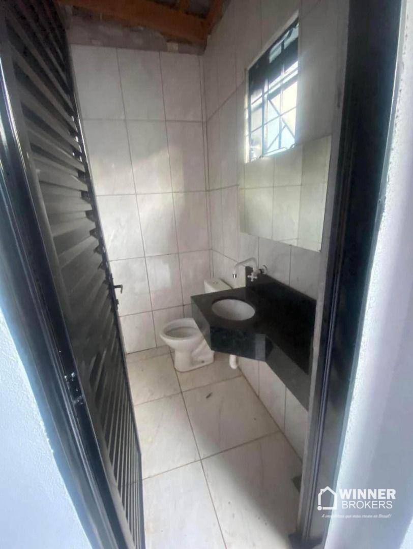 Casa à venda com 2 quartos, 71m² - Foto 9