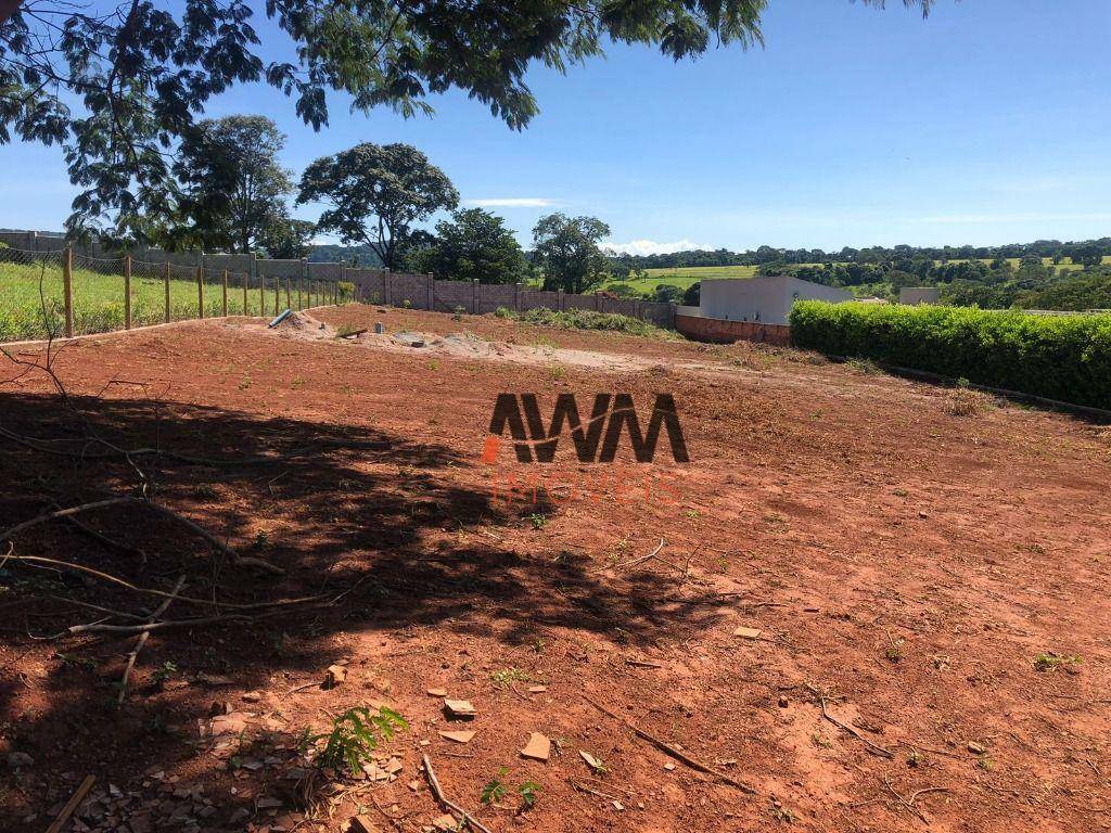 Loteamento e Condomínio à venda, 2128M2 - Foto 1