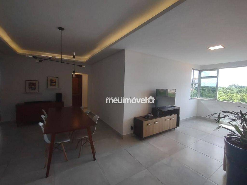 Apartamento à venda com 3 quartos, 141m² - Foto 3