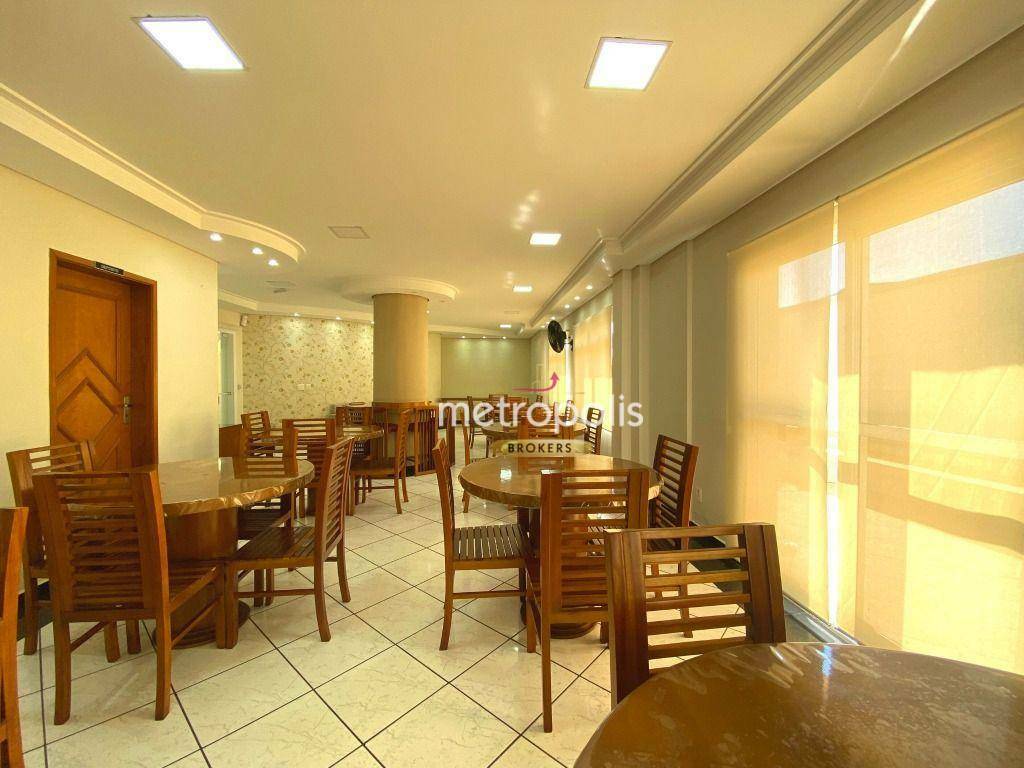 Apartamento à venda com 2 quartos, 70m² - Foto 32