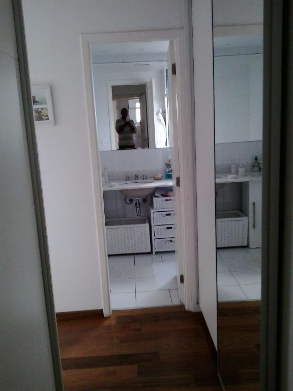 Apartamento à venda com 3 quartos, 134m² - Foto 8