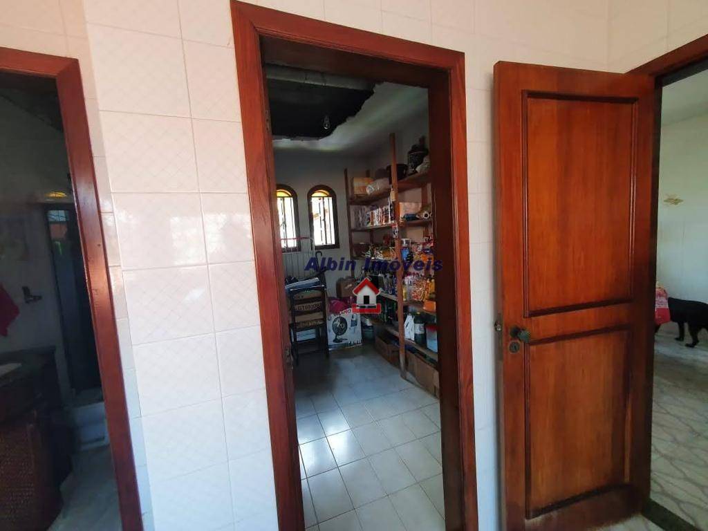 Casa à venda com 5 quartos, 439m² - Foto 5