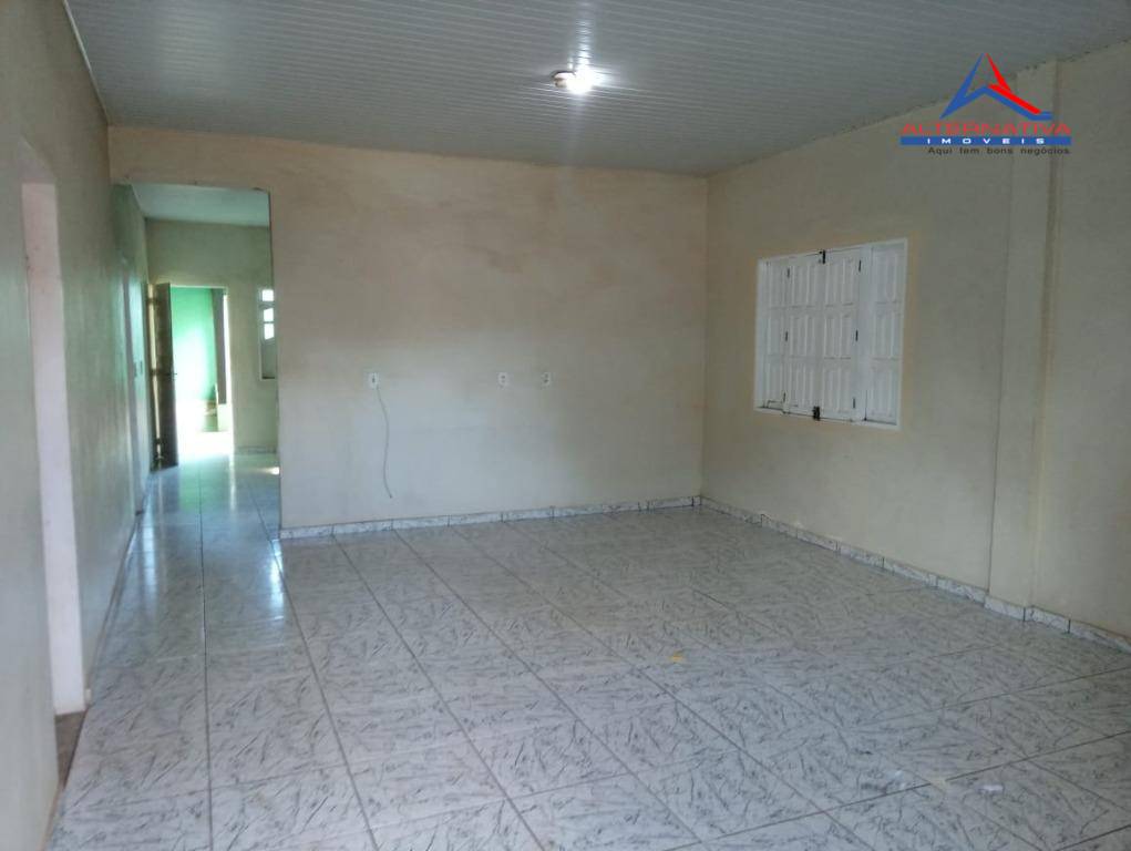 Casa à venda com 3 quartos, 200m² - Foto 4