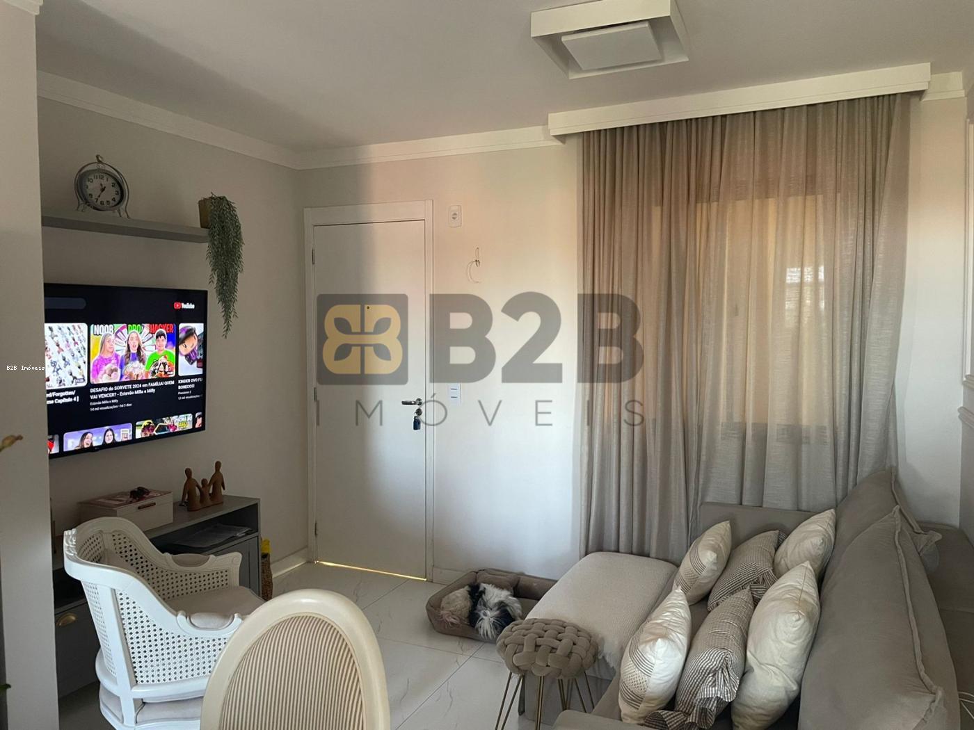 Apartamento à venda com 2 quartos, 43m² - Foto 2