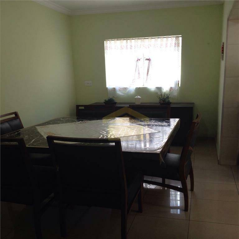 Sobrado à venda com 3 quartos, 180m² - Foto 4