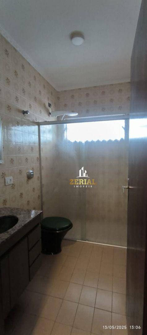 Casa para alugar com 4 quartos, 290m² - Foto 34