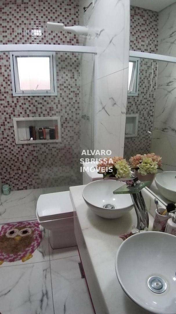 Casa de Condomínio à venda com 3 quartos, 211m² - Foto 13