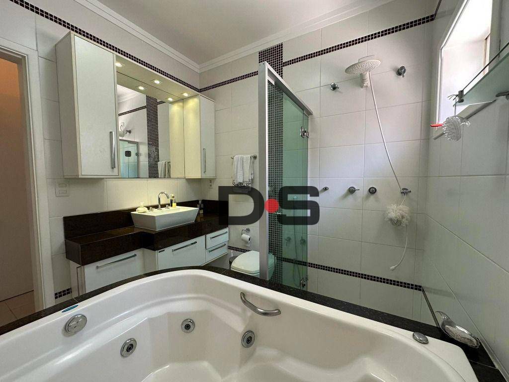 Casa à venda com 3 quartos, 190m² - Foto 14