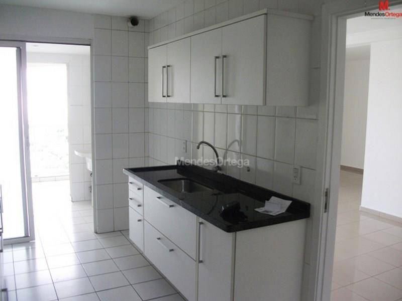 Apartamento à venda com 3 quartos, 140m² - Foto 7