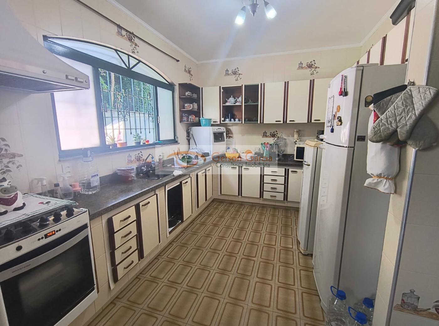 Casa de Condomínio à venda com 4 quartos, 356m² - Foto 16
