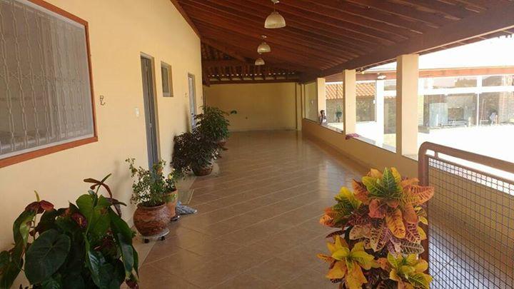 Casa de Condomínio à venda com 3 quartos, 450m² - Foto 3