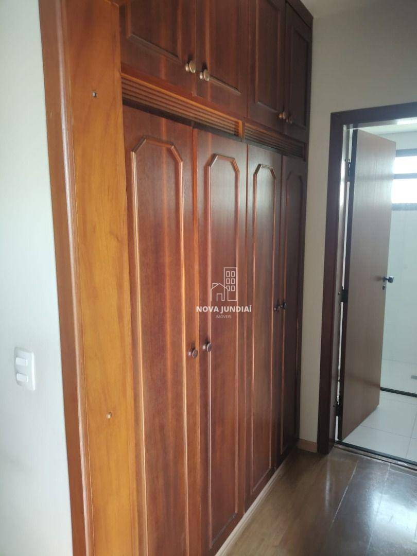 Apartamento para alugar com 4 quartos, 241m² - Foto 37