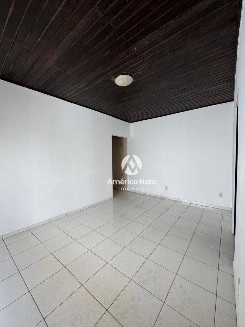 Casa para alugar com 2 quartos, 160m² - Foto 52