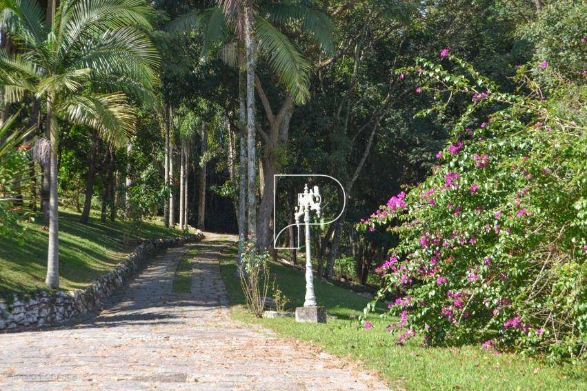 Sítio à venda com 14 quartos, 1800m² - Foto 35