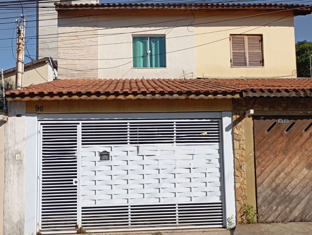 Sobrado à venda com 3 quartos, 120m² - Foto 4