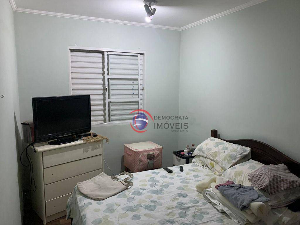 Sobrado à venda com 3 quartos, 86m² - Foto 2