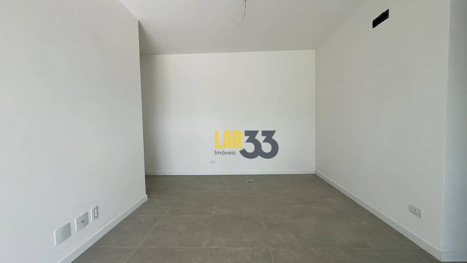 Apartamento à venda com 2 quartos, 77m² - Foto 7