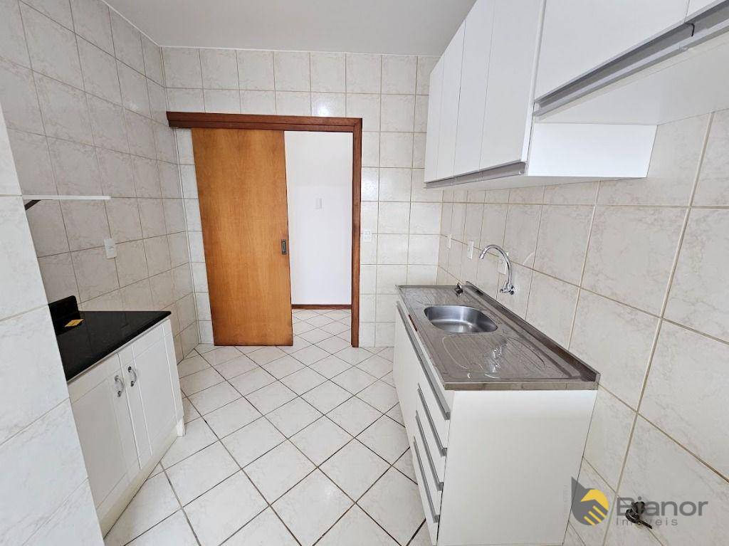 Apartamento para alugar com 2 quartos, 87m² - Foto 8