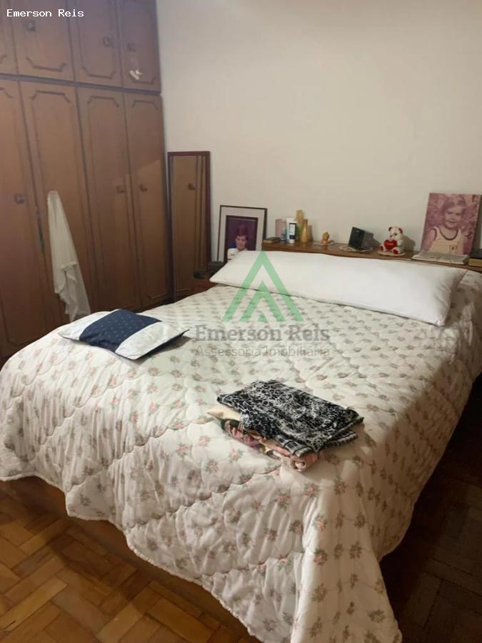 Apartamento à venda com 2 quartos, 61m² - Foto 11