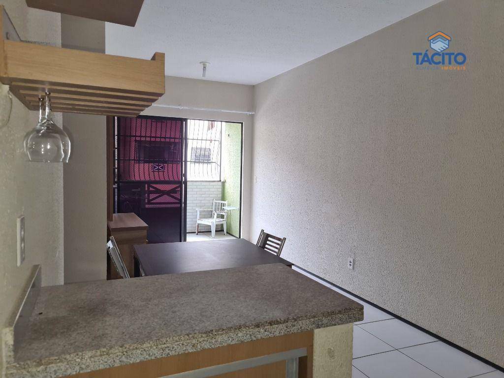Apartamento à venda com 3 quartos, 65m² - Foto 4