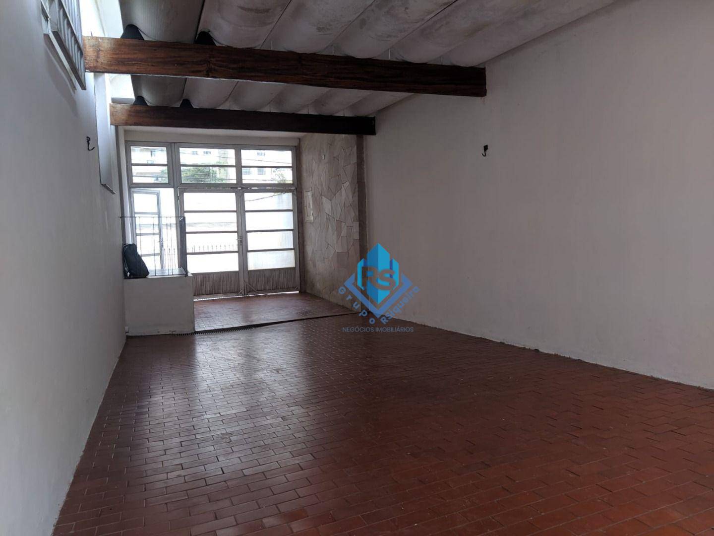 Casa à venda com 3 quartos, 220m² - Foto 8