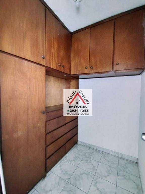 Apartamento à venda com 3 quartos, 81m² - Foto 32