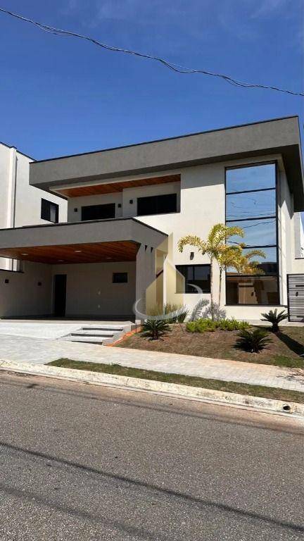 Sobrado à venda com 3 quartos, 252m² - Foto 1