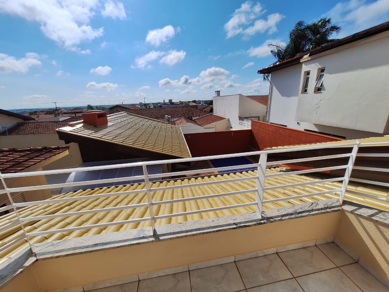 Casa à venda com 3 quartos, 233m² - Foto 11