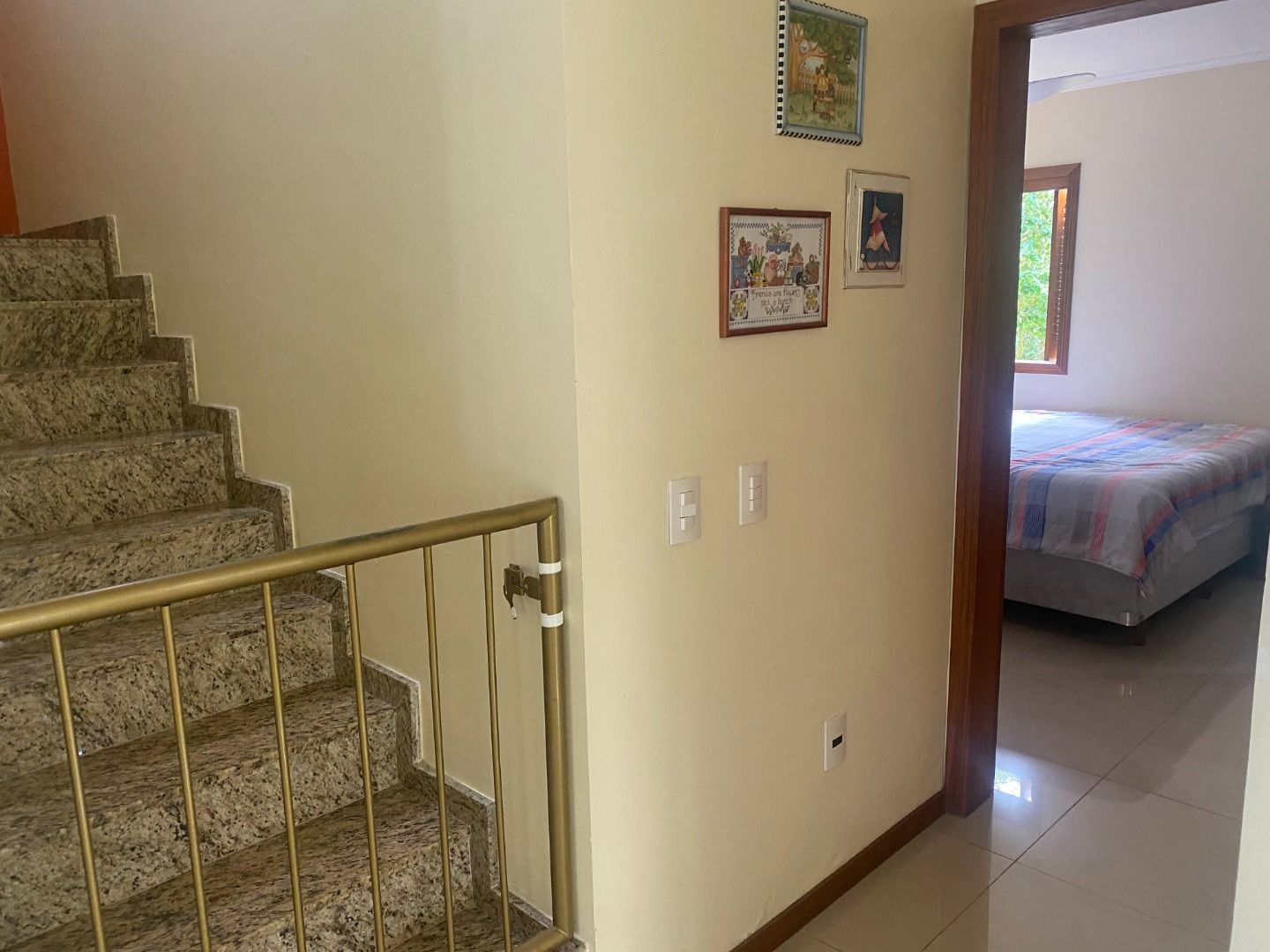 Casa de Condomínio à venda com 4 quartos, 300m² - Foto 18