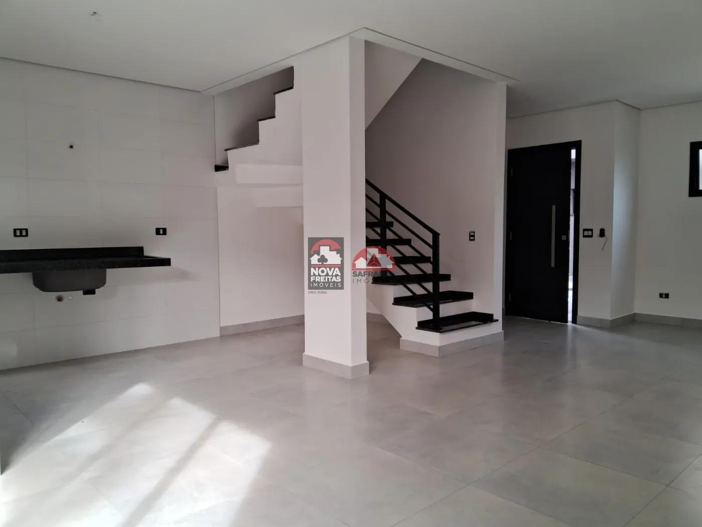 Sobrado à venda com 3 quartos, 143m² - Foto 1