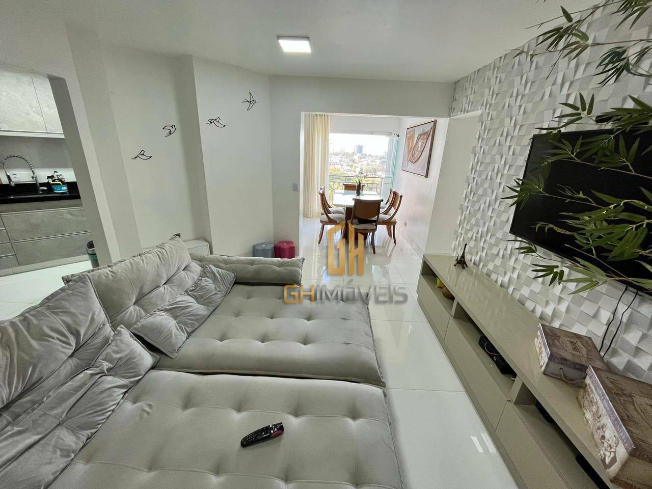 Apartamento à venda com 3 quartos, 78m² - Foto 1