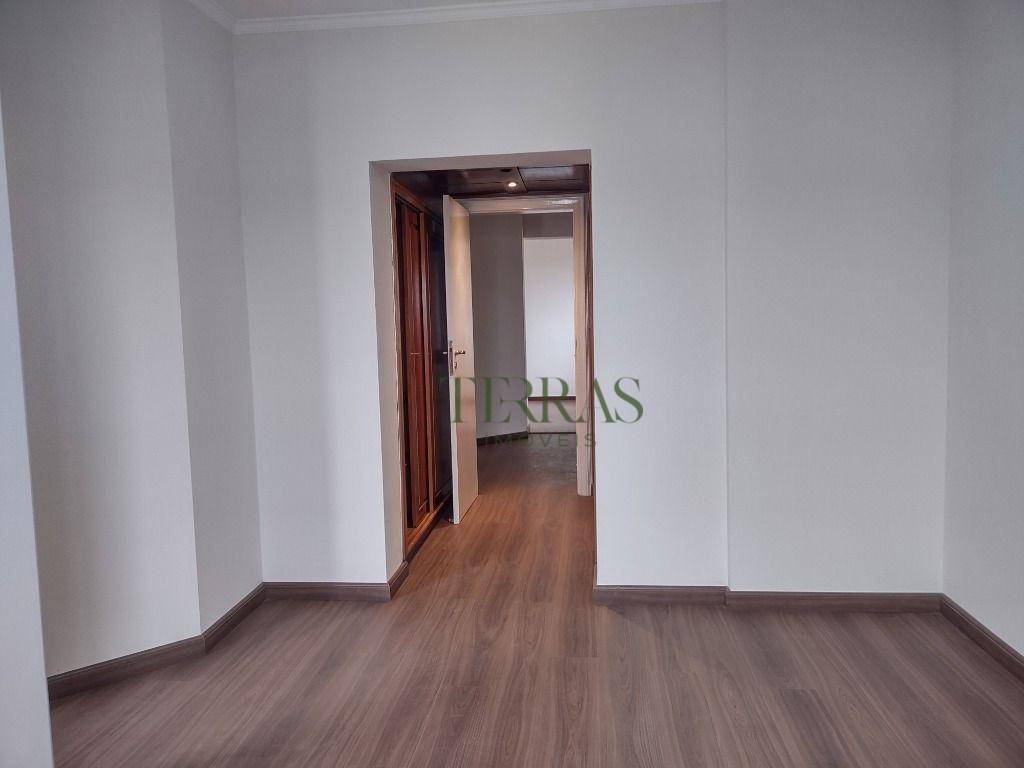 Apartamento à venda com 4 quartos, 320m² - Foto 35