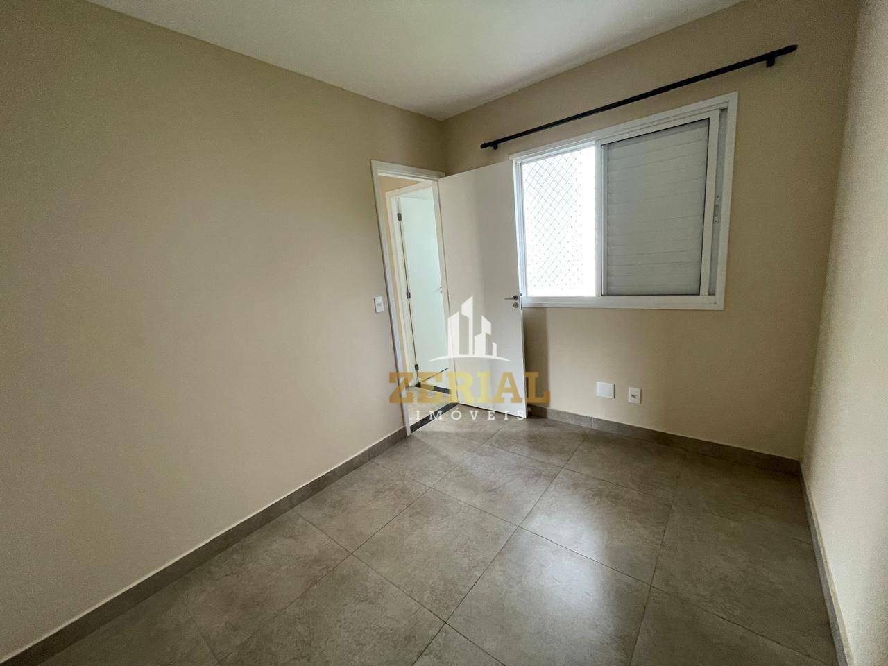 Apartamento para alugar com 2 quartos, 70m² - Foto 26