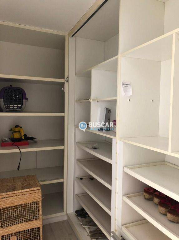 Apartamento à venda com 4 quartos, 270m² - Foto 7