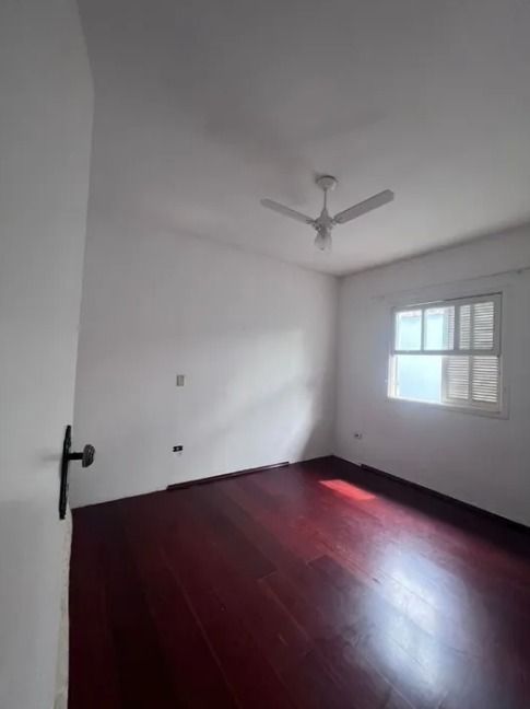 Casa de Condomínio à venda com 4 quartos, 200m² - Foto 25