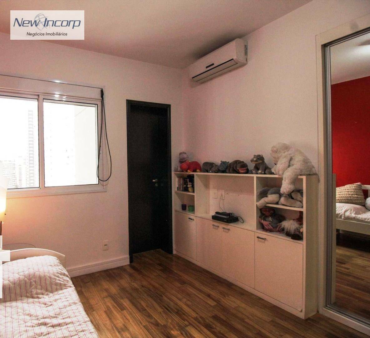 Apartamento à venda com 3 quartos, 220m² - Foto 21