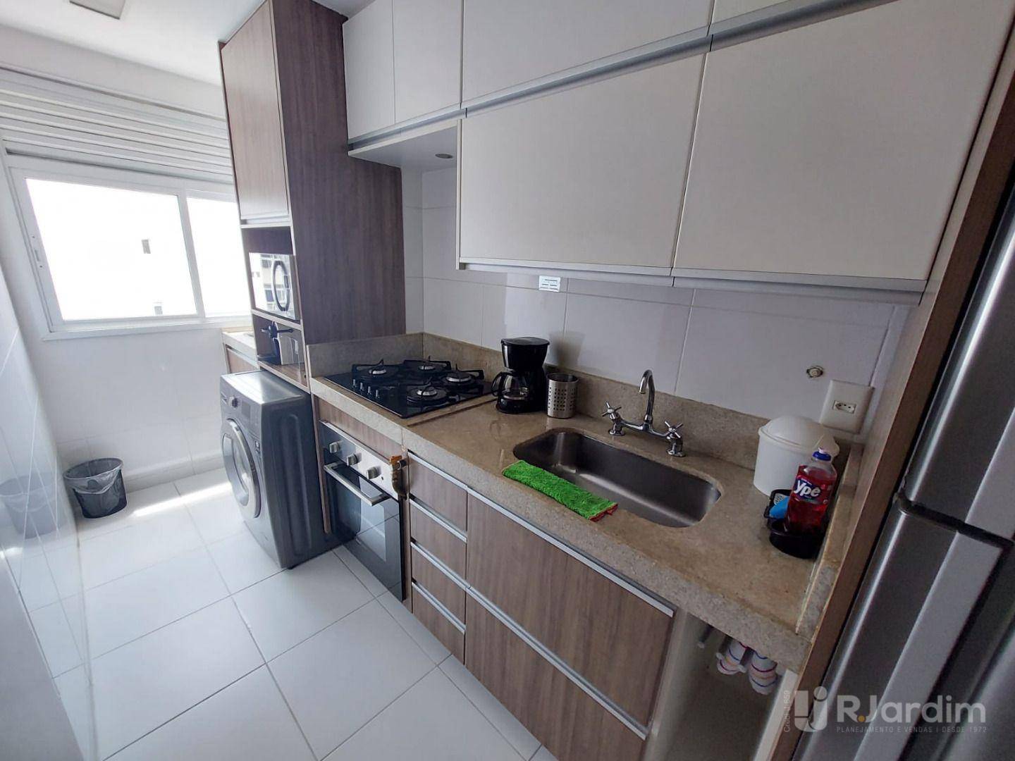 Apartamento para alugar com 2 quartos, 85m² - Foto 16