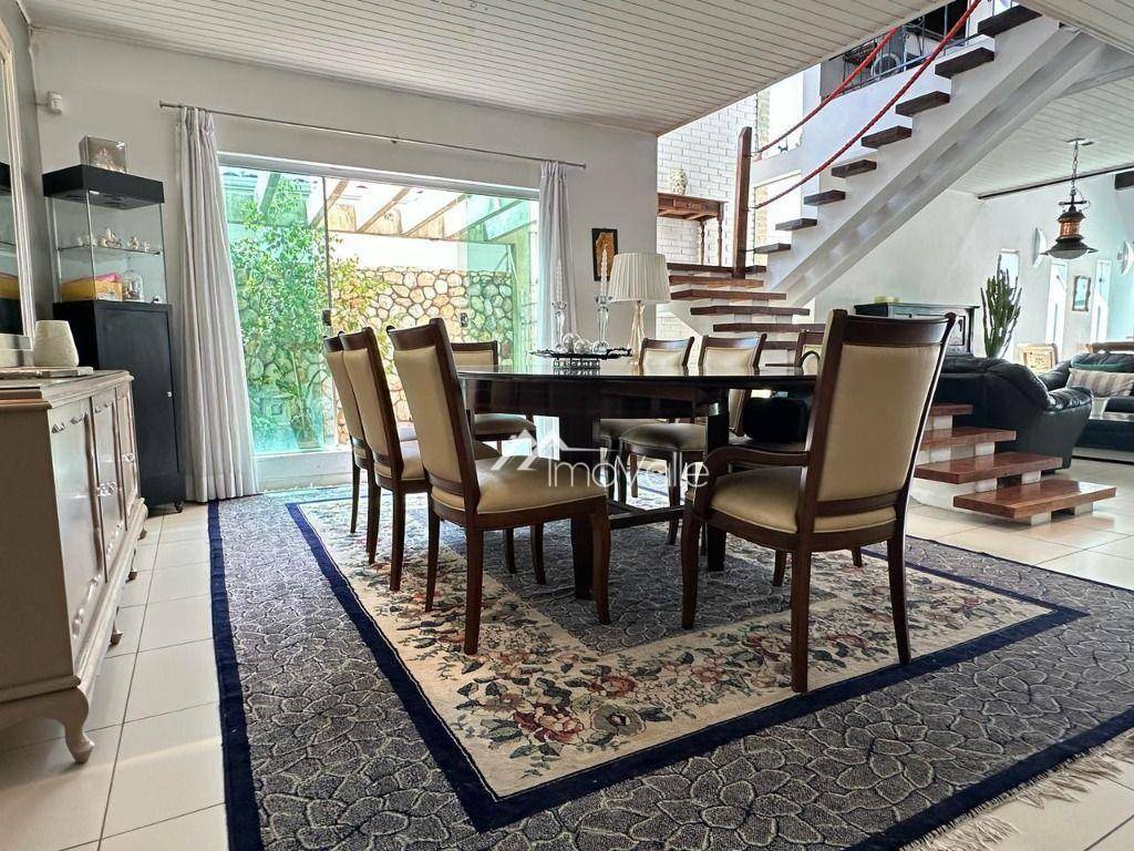 Casa à venda e aluguel com 3 quartos, 375m² - Foto 5