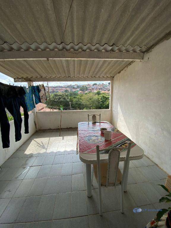 Casa à venda com 3 quartos - Foto 2